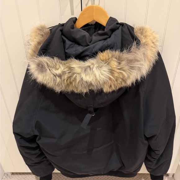 Men’s Canada Goose Bomber Jacket - Picture 8 of 8